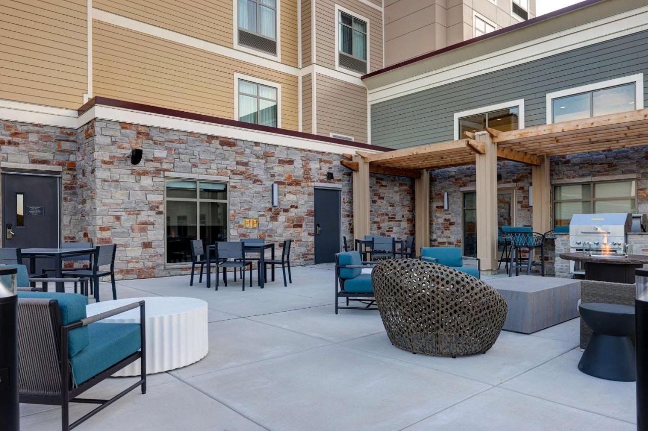 Homewood Suites By Hilton Oak Creek Milwaukee Exterior photo