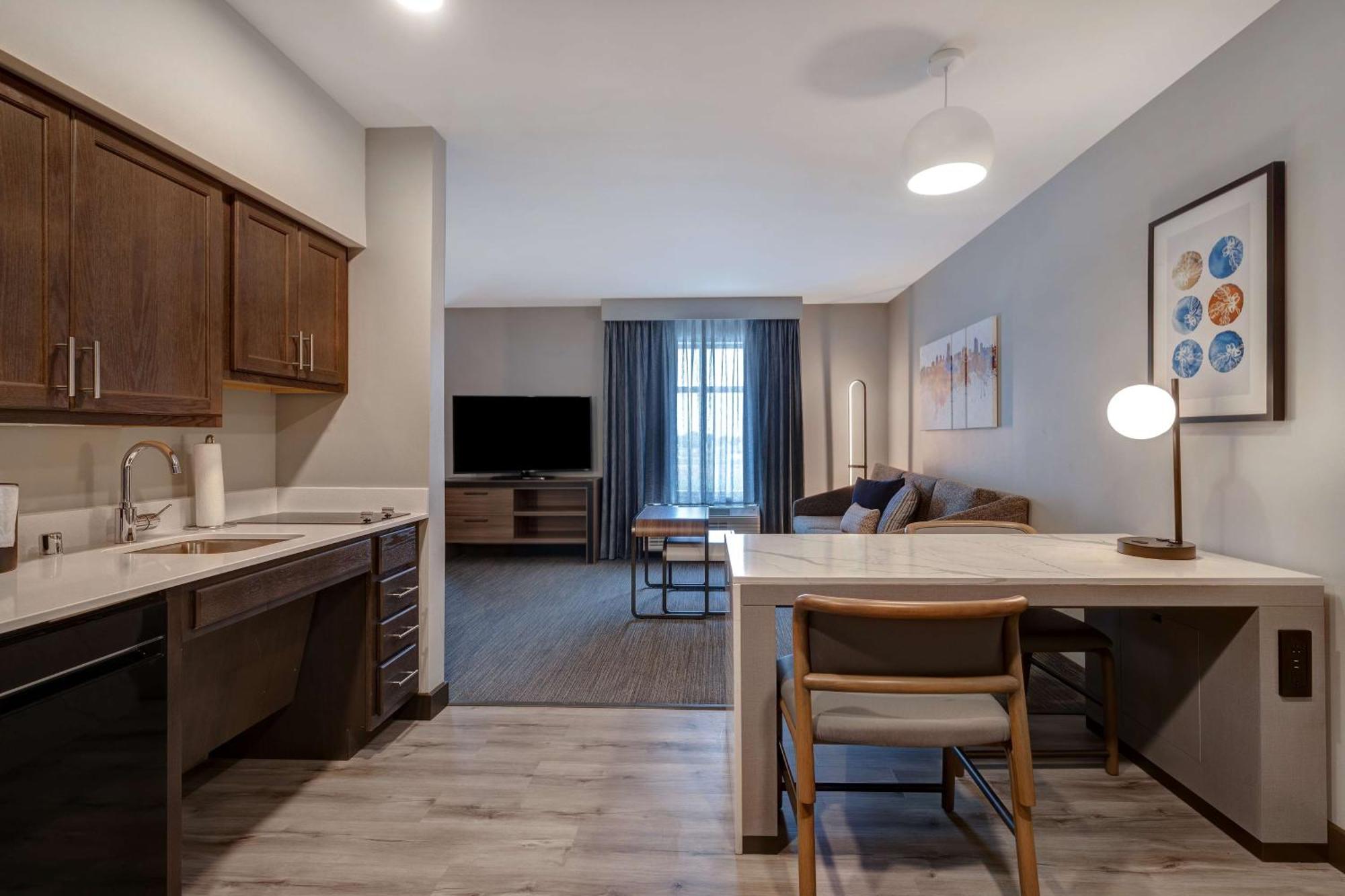 Homewood Suites By Hilton Oak Creek Milwaukee Exterior photo